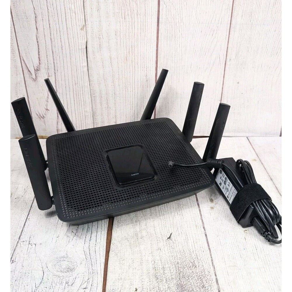Linksys EA9300 Max-Stream AC4000 Tri-Band 5 Port Wi-Fi Router W/ Cord - TESTED